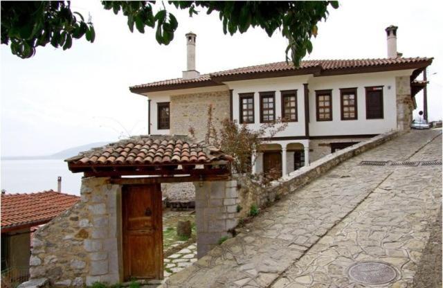Vergoula'S Mansion Kastoria Exterior photo